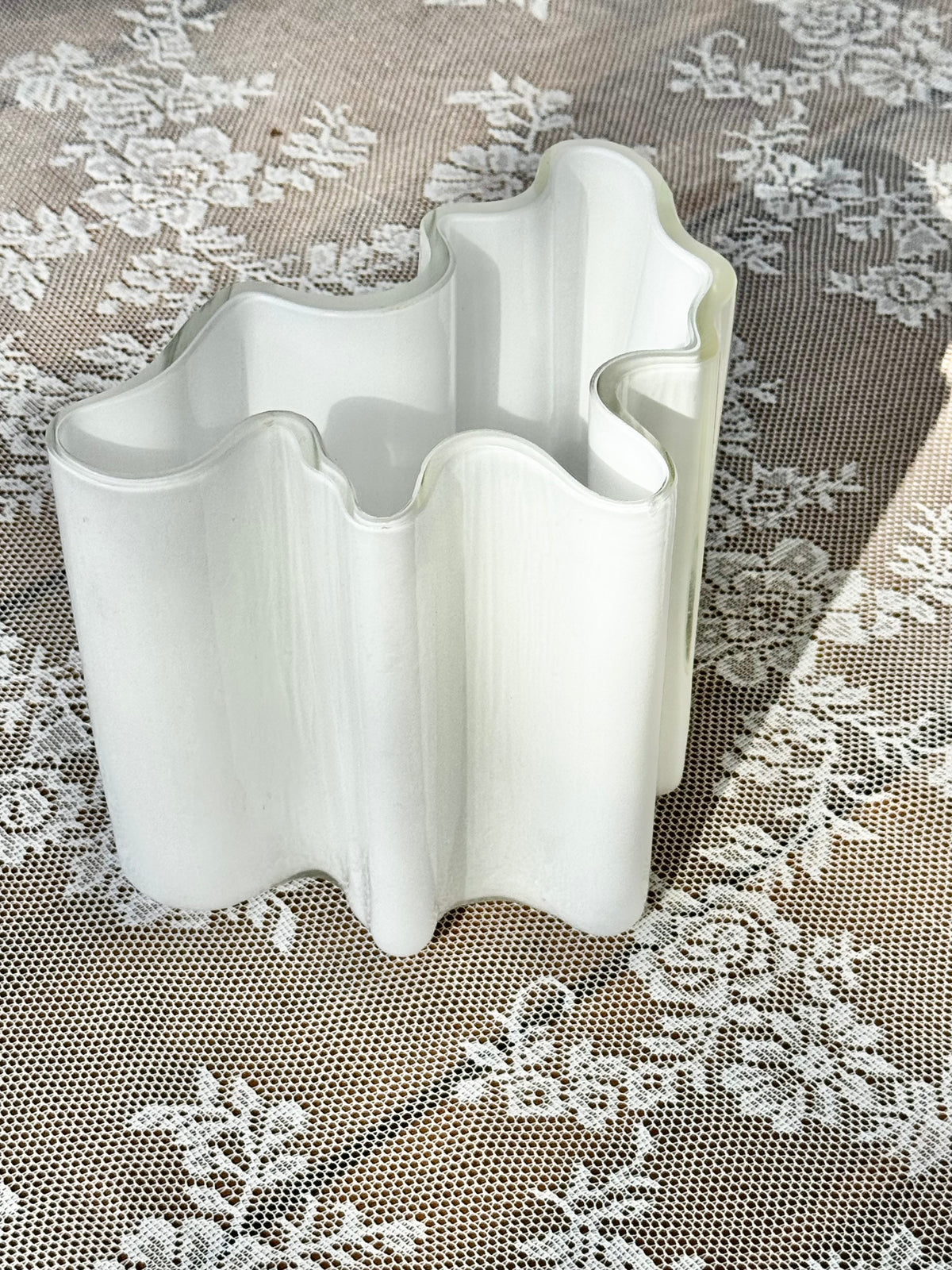 Skulpturel vase altostil