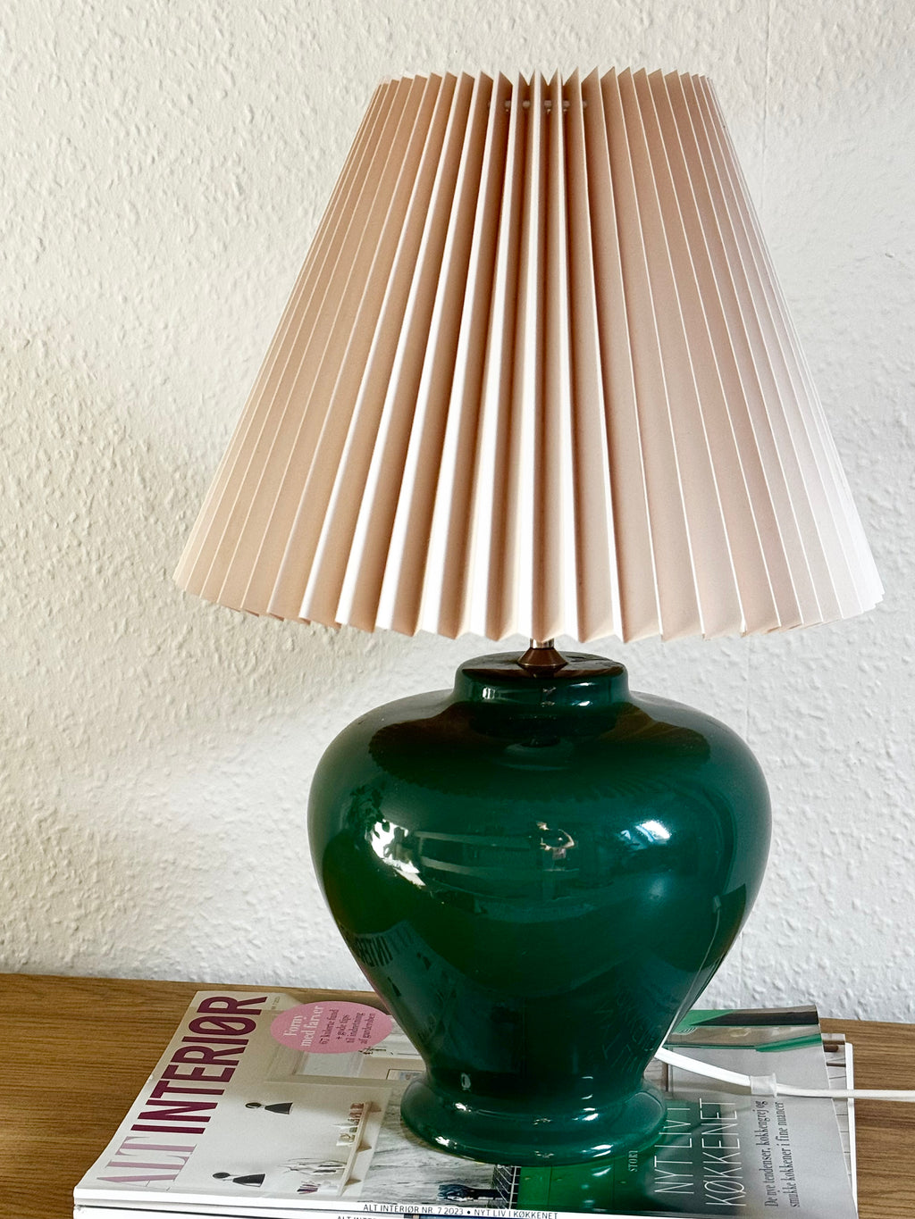 Bordlampe inkl. skærm