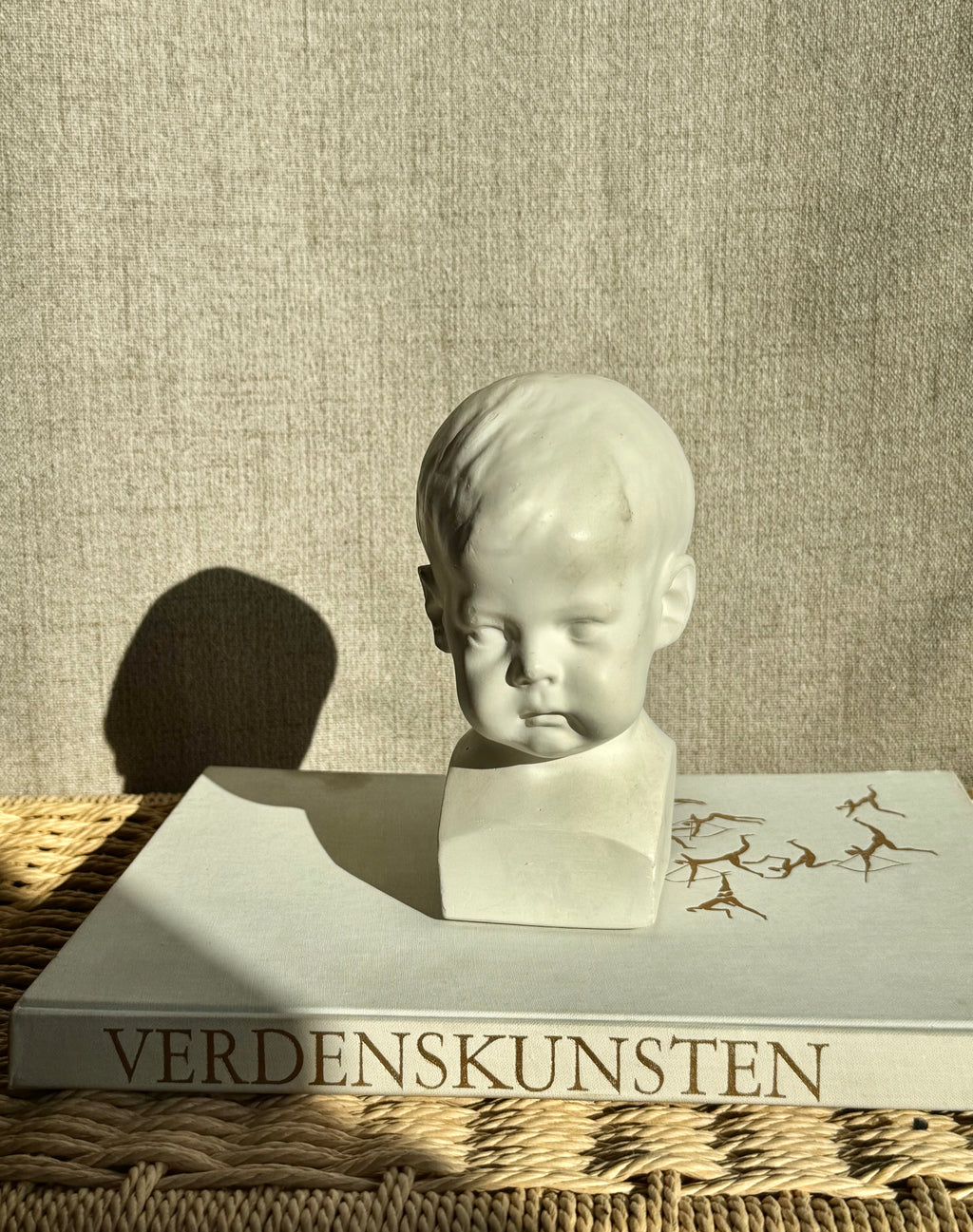 Buste af barnehoved