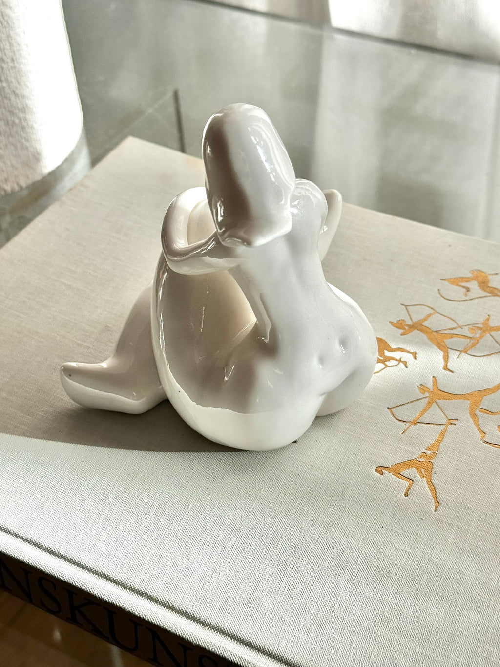 Kvinde i porcelæn