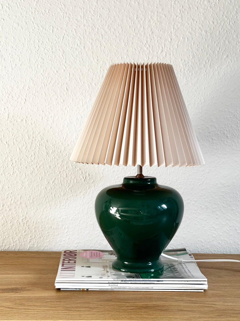 Bordlampe inkl. skærm